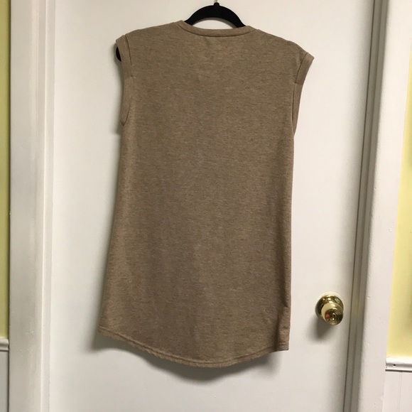 T-shirt dress in good condition - Picture 2 of 2